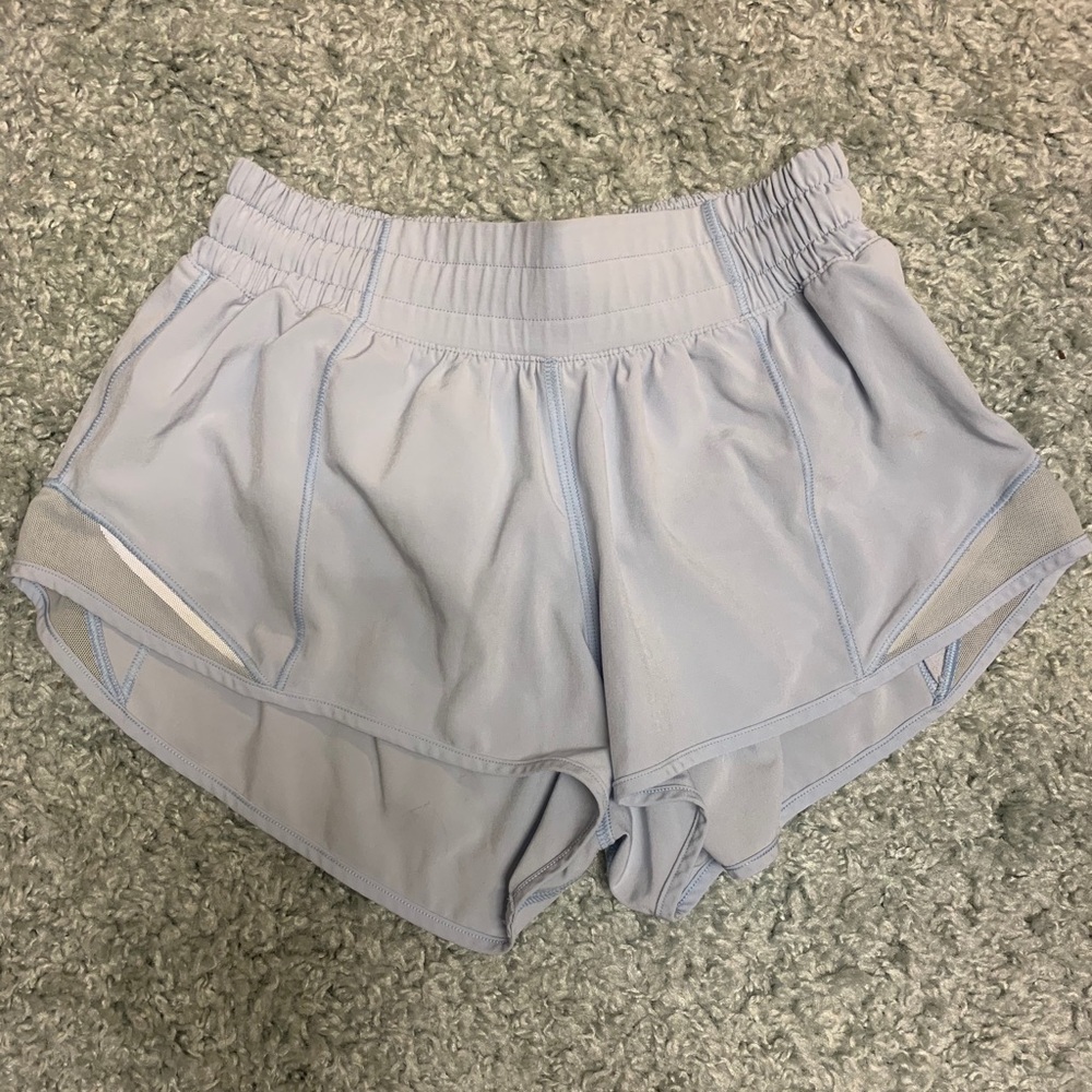 Lululemon Hotty Hot Shorts 2.5